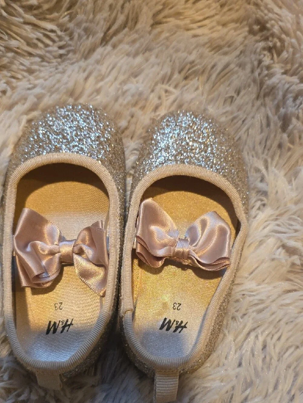 H&M Girls' Glitter Bow Ballet Flats in Pale Gold